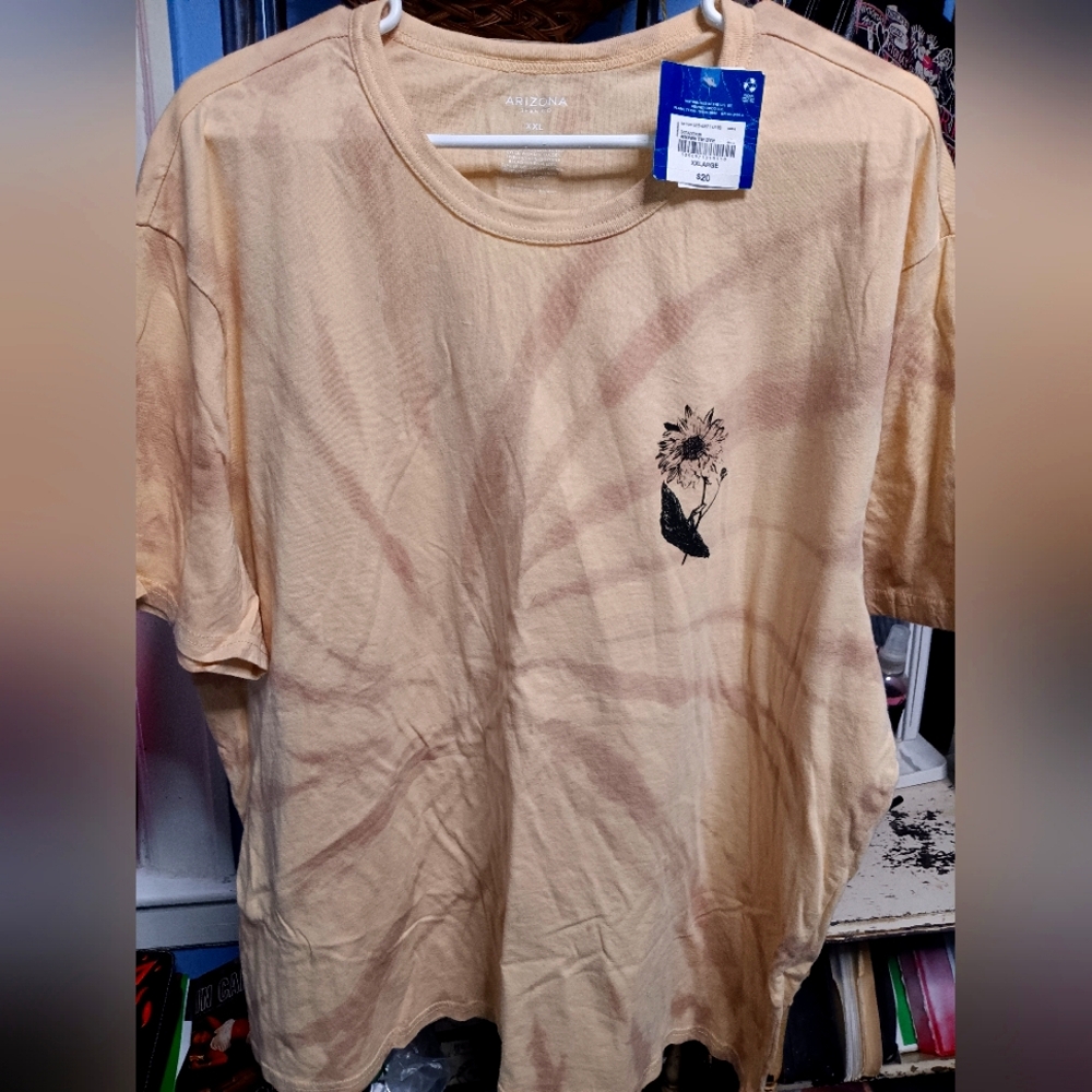 BNWT Arizona Tshirt